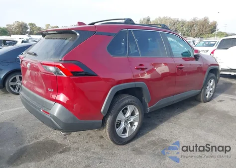 2020 Toyota Rav4 Xle z USA, uszkodzony, nr VIN 2T3W1RFV6LW088163